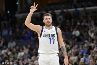 总杯齐头并 总杯齐头并