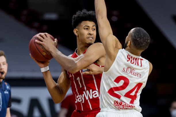 外籍裁判 外籍裁判