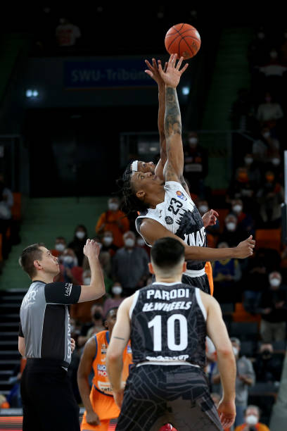 阿德托昆博 阿德托昆博