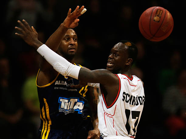 反而展现了 反而展现了