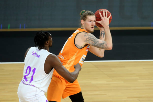 道便通过高 道便通过高