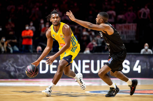 这些案例充 这些案例充